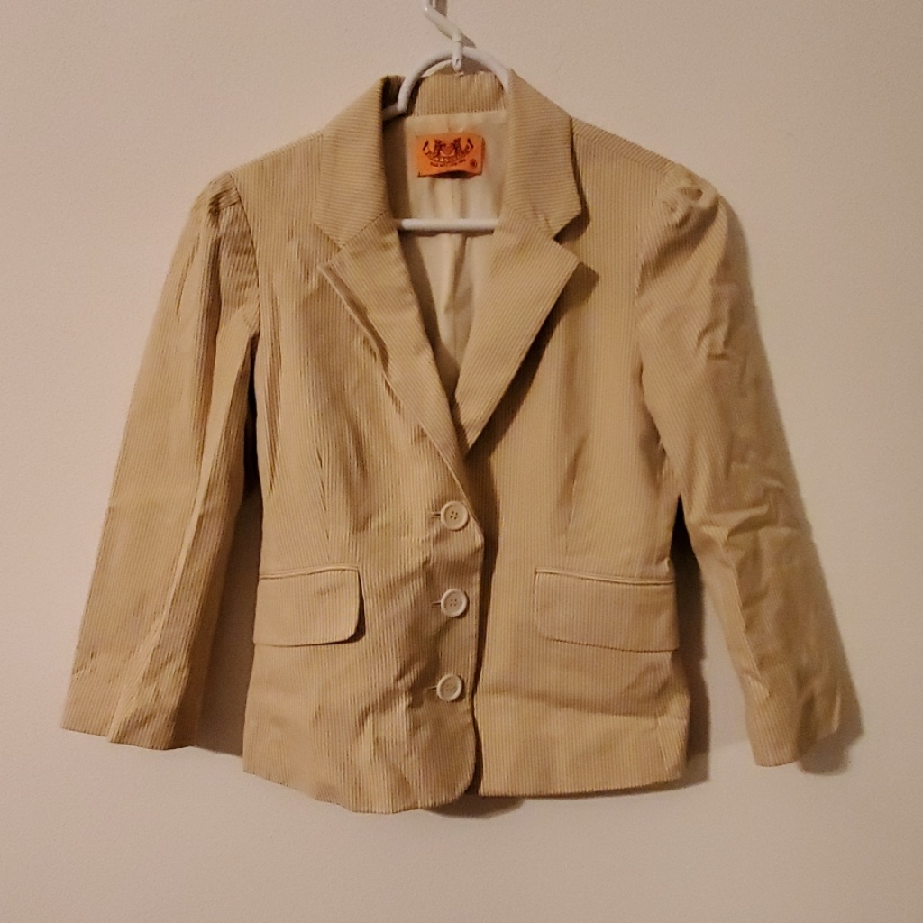 3 Button Blazer